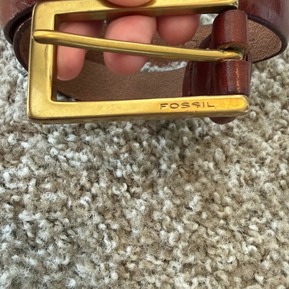 Fossil leather belt
